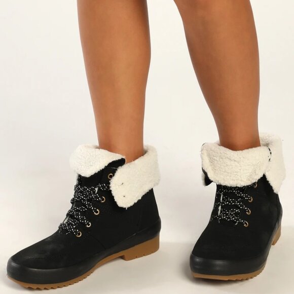Keds Camp Boot II Black Suede Faux Fur Lace-Up Ankle